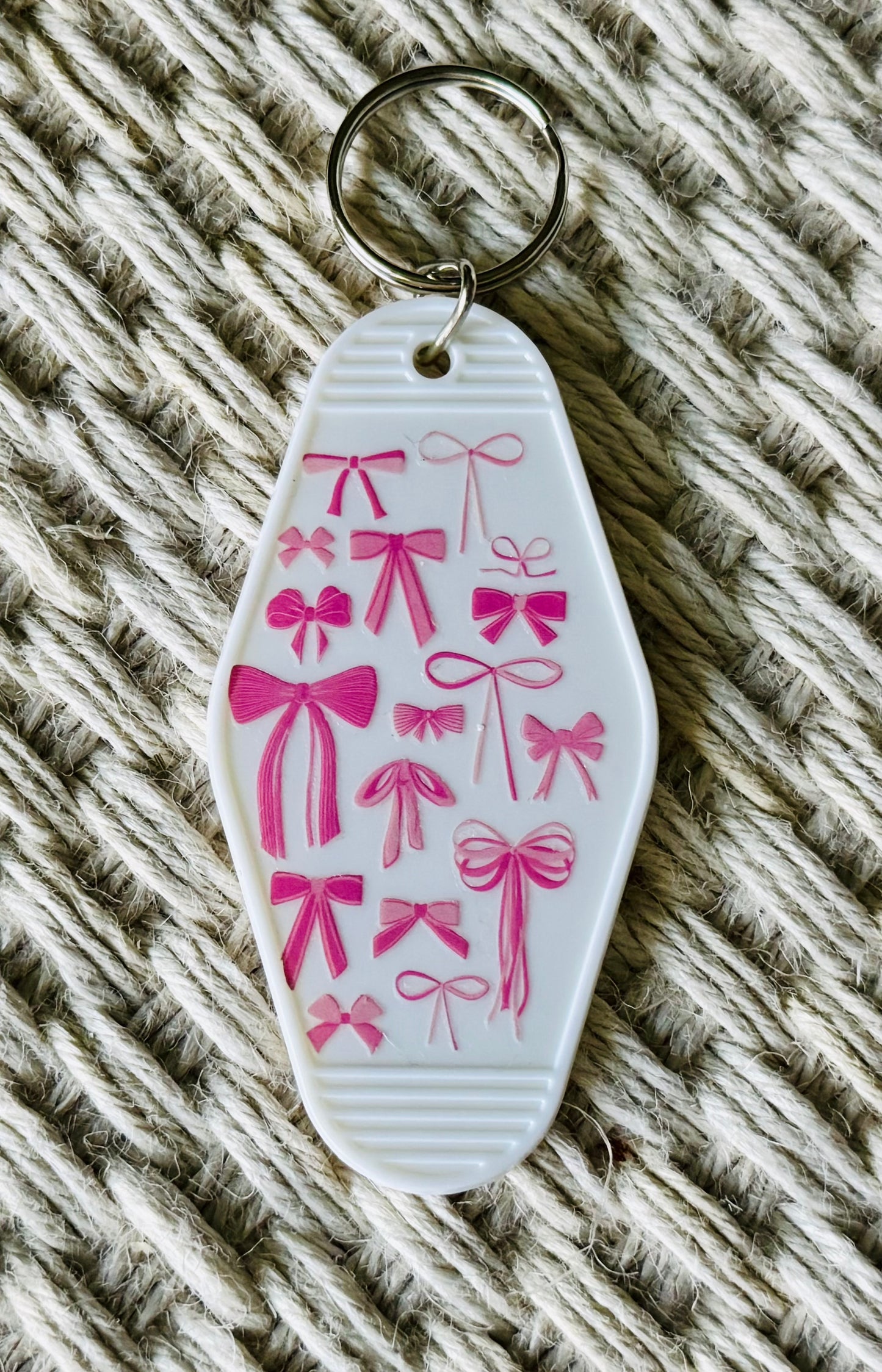 Cutesy Motel Tag