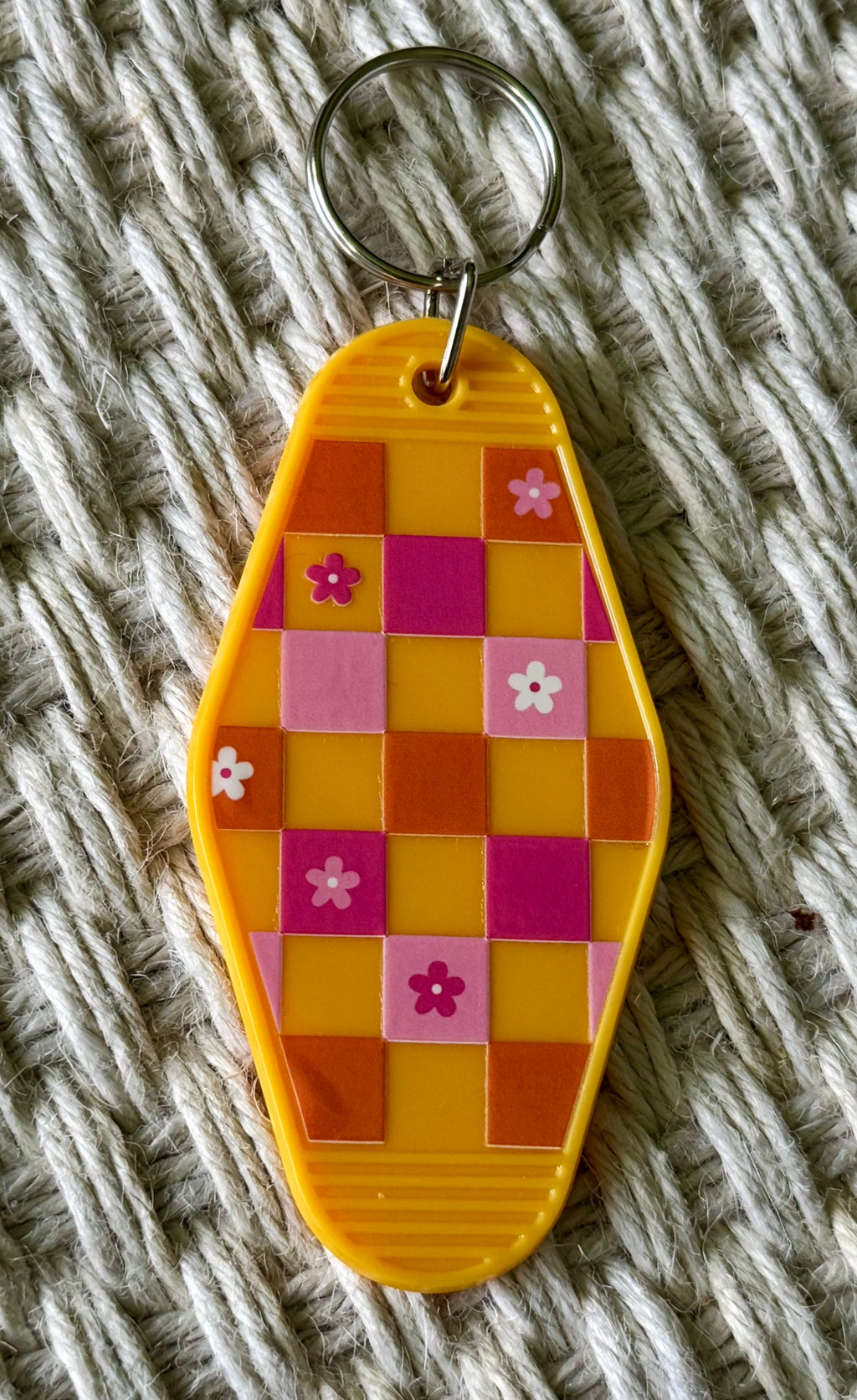 Flower Power Solid Color Motel Tag