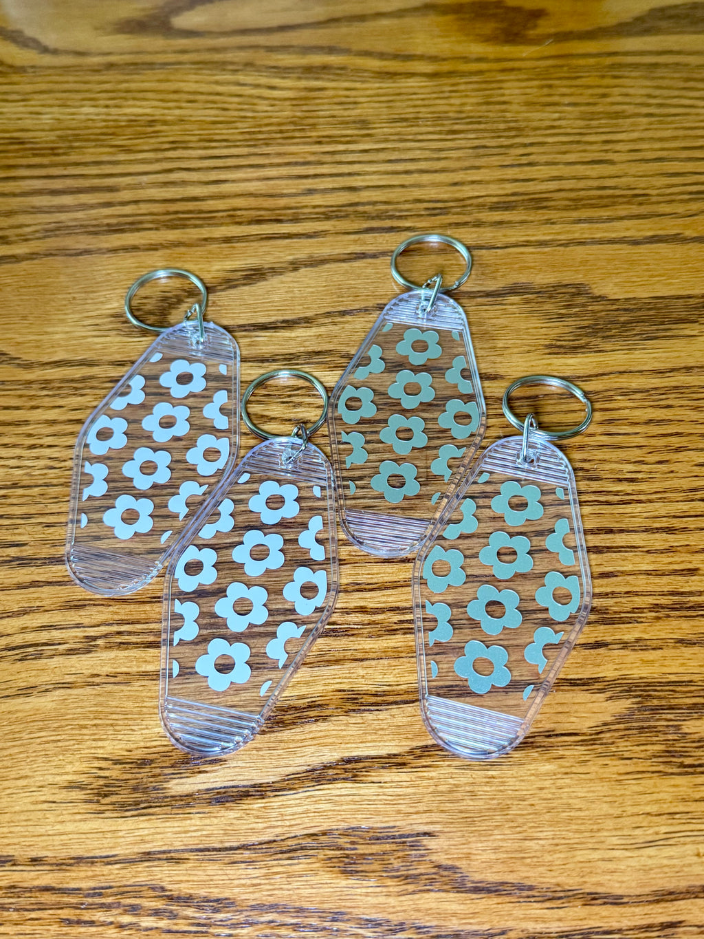 All the Vibes Motel Tag